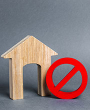 house with no entry sign